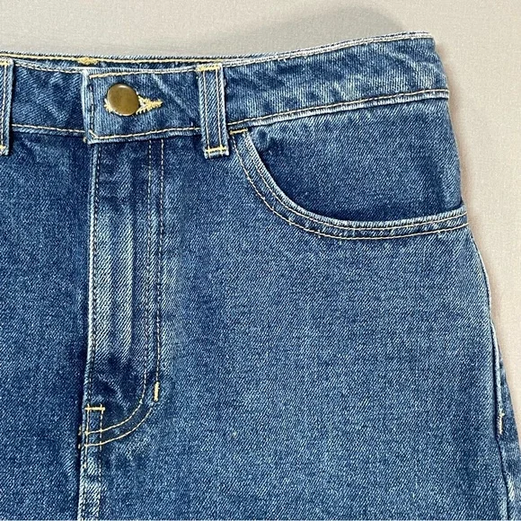 American Apparel Jeans Denim Mini Skirt, Fitted, Medium Wash - Size Medium - Picture 3 of 11